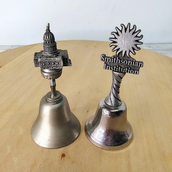 Set of Travel Souvenir Metal Bells Capitol & Smithsonian Washington DC - Picture 1 of 5